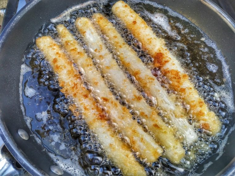 Japanisches Spargel Katsu mit Honig-Wasabi-Mayonnaise ...