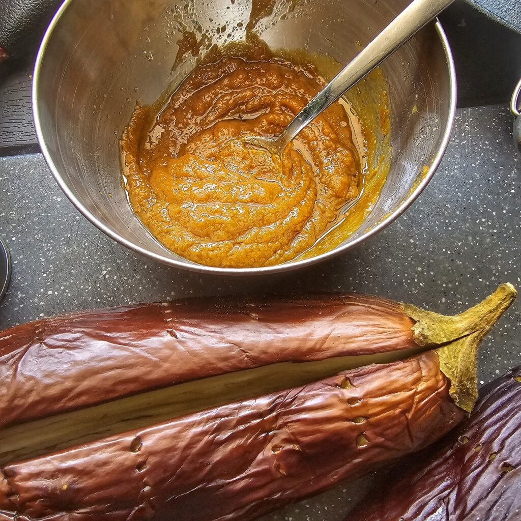 Miso Auberginen an Roastbeef mit Teriyaki-Knoblauch-Glasur